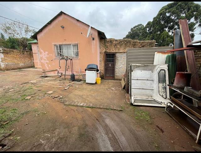 7 BEDROOM HOUSE FOR SALE IN ROSETTENVILLE